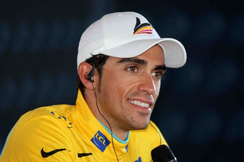 Alberto Contador Press Conference in Yellow  PhotoSport International.jpg
