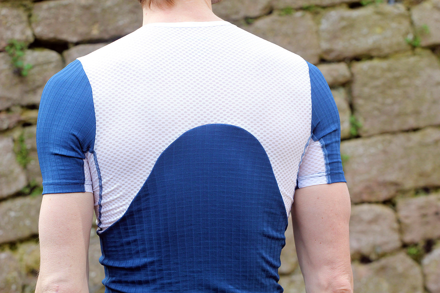 15 Of The Best Cycling Base Layers Undershirts For All Seasons for Cycling Base Layer Benefits