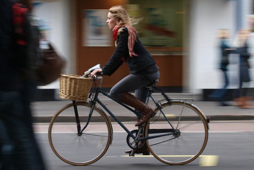 Female Cyclist, London. (copyright Simon MacMichael)JPG