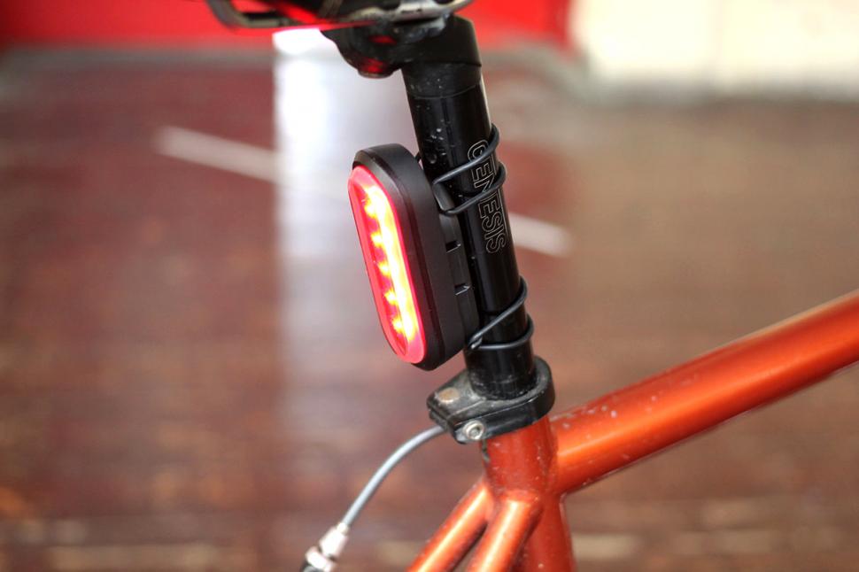 Garmin Varia Smart bike Lights - rear mount 2.jpg