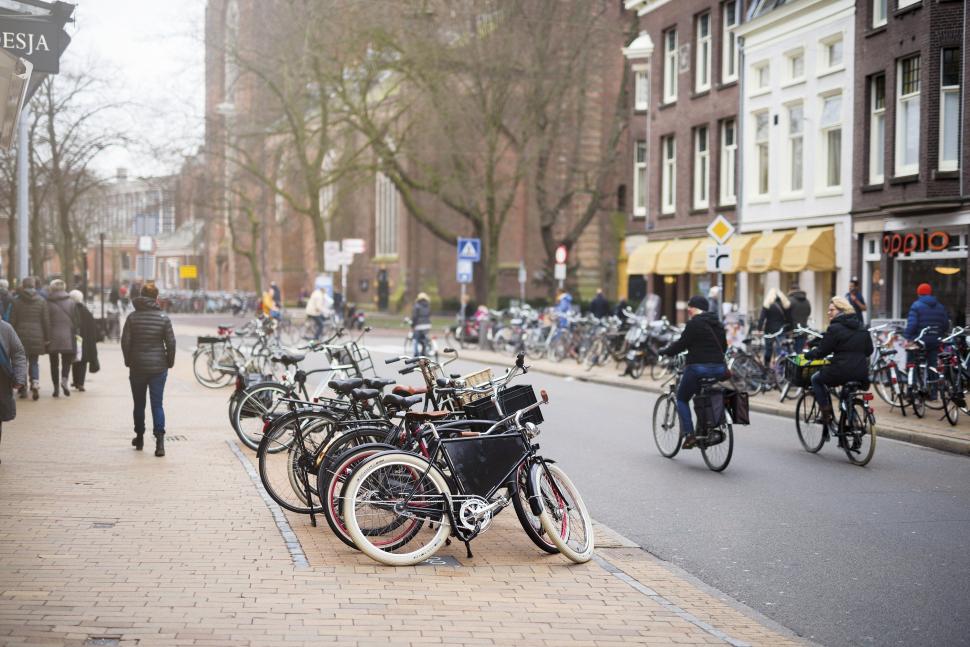 Groningen Bike City10 (source groningenfietsstad.nl).jpg