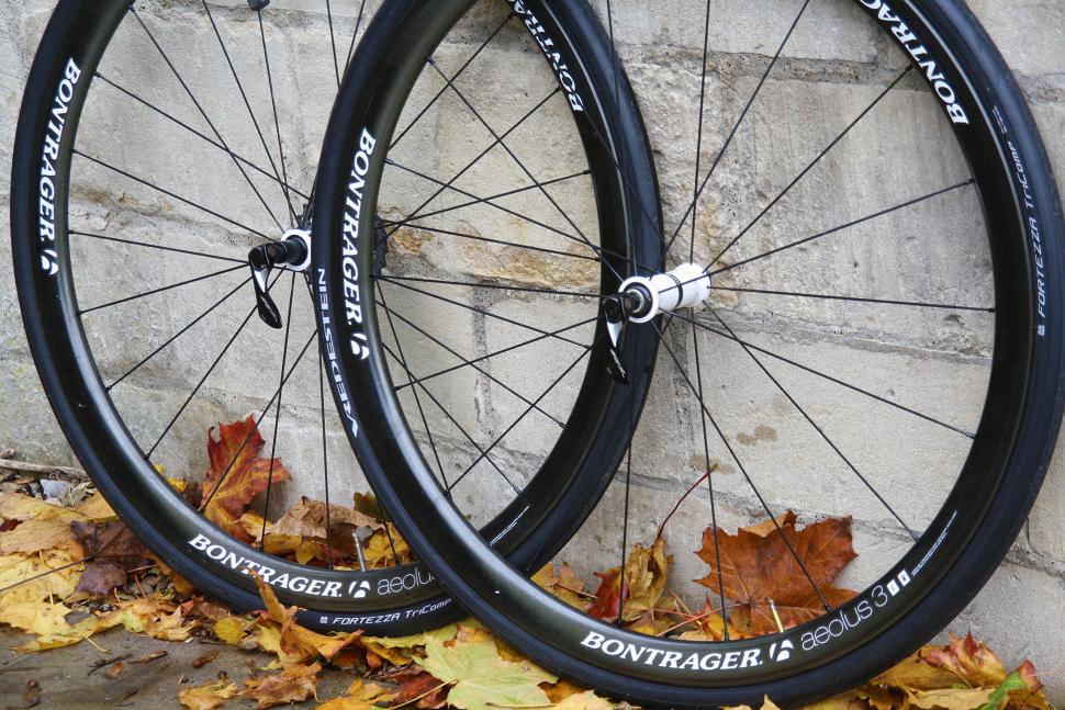 bontrager aeolus 3 disc