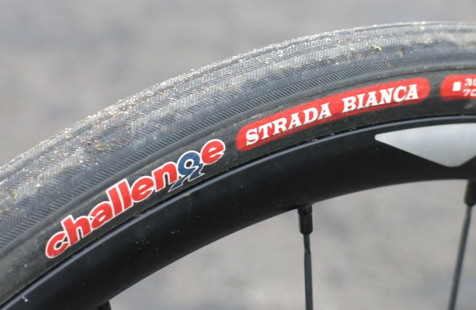 Neumáticos de carretera Challenge Strada Bianca 700C 30mm