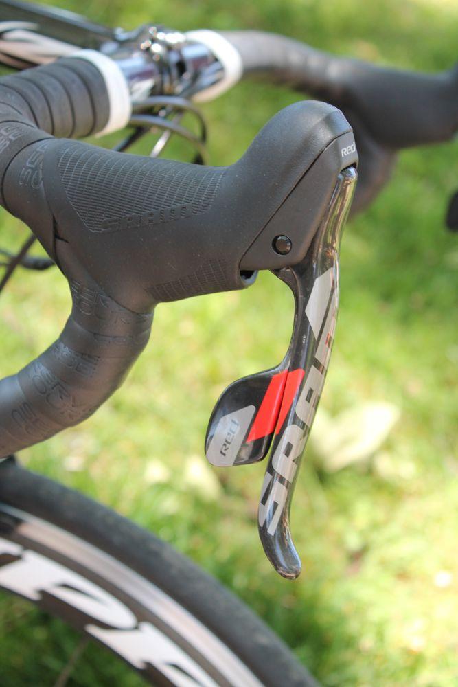 SRAM Red mechanical lever