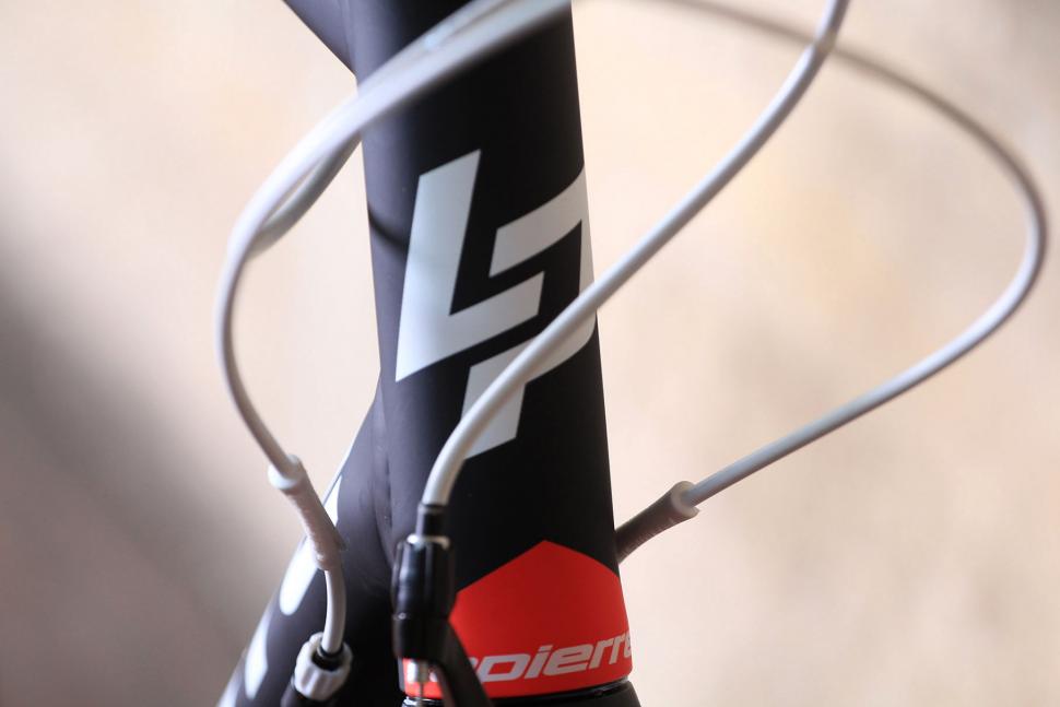 Lapierre Audacio 200 - head tube badge.jpg