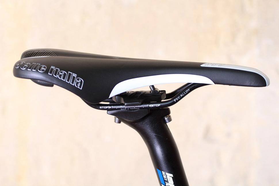 Lapierre Audacio 200 - saddle.jpg