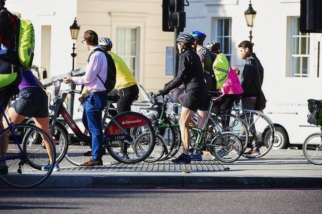 London cyclists at traffic lights (copyright Britishcycling.org_.uk).jpg