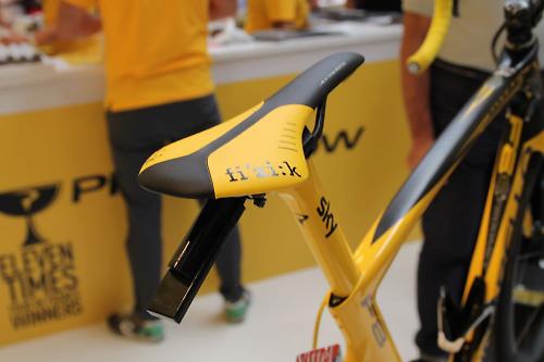 yellow road bike saddle