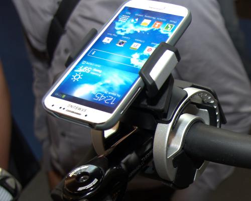 thule phone holder