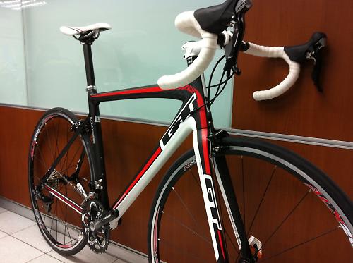 gt series 4 road bike 2012