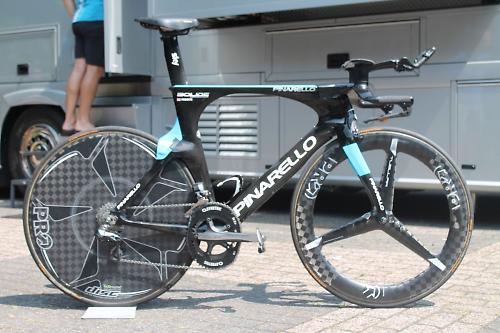 chris froome time trial bike