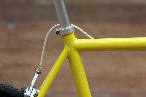 yellow single speed bike