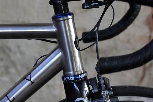 titanium bike frame weight