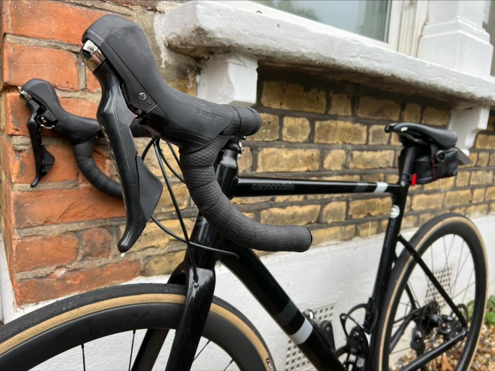 2022 Cannondale HexTack Silicone Bar Tape fitted 2.jpeg