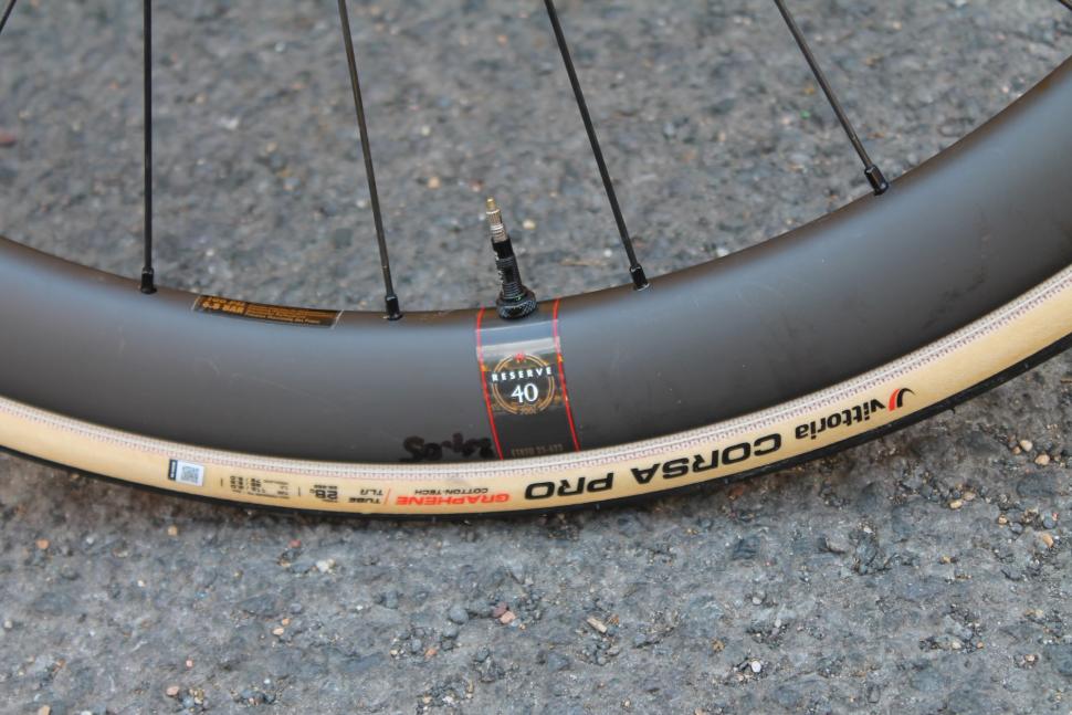 The Top 6 Road Tubeless Tires in 2023
