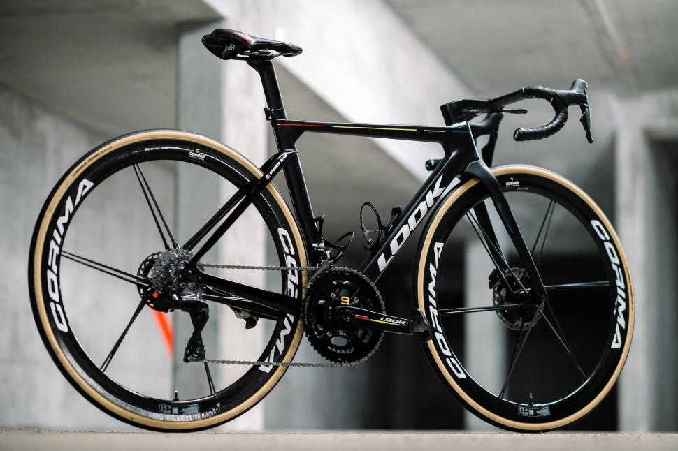 Look unveils lightened 795 Blade RS road bike and disc brake-equipped ...