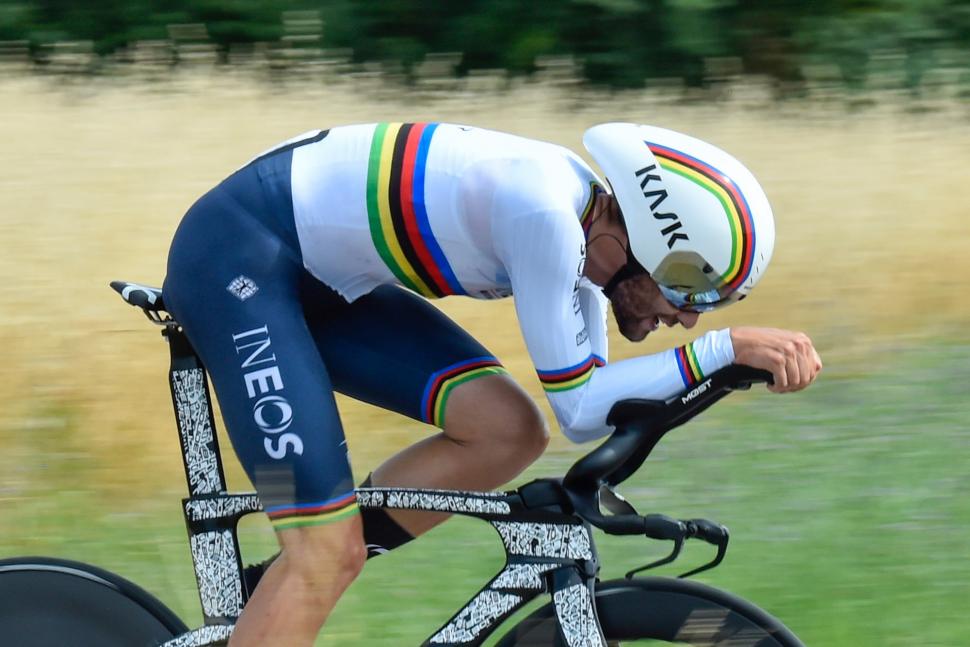 Filippo Ganna breaks the UCI Hour Record timed by Tissot