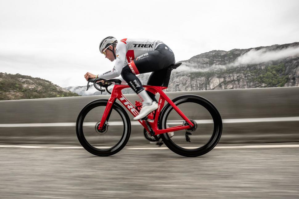 Trek releases radical Madone SLR, its “fastest road race bike ever”