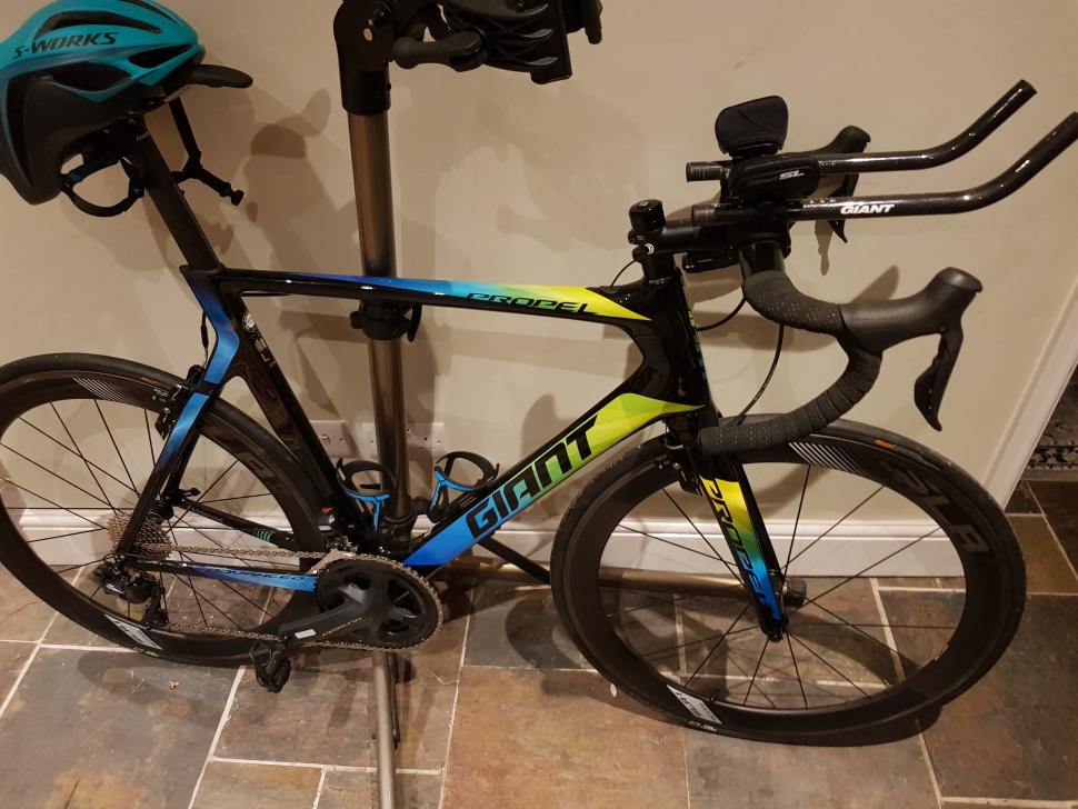 Giant propel clip store on aero bars