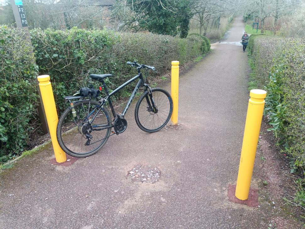 "A bad solution that creates conflict": Delivery cyclist unconvinced council moving controversial bollards will work