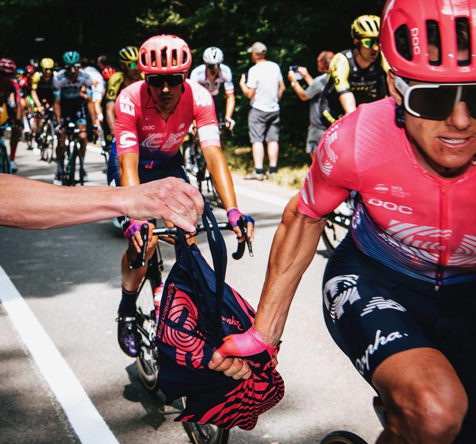How do Tour de France riders eat on the go? | road.cc