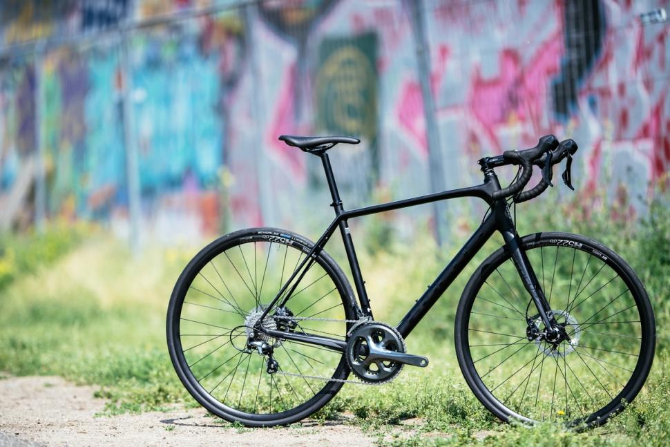 New Focus Paralane - endurance geometry, disc brakes, 35mm tyres and ...