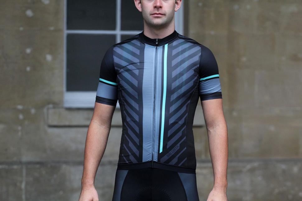 Buyer's guide to summer cycling jerseys — plus 14 of the best | road.cc