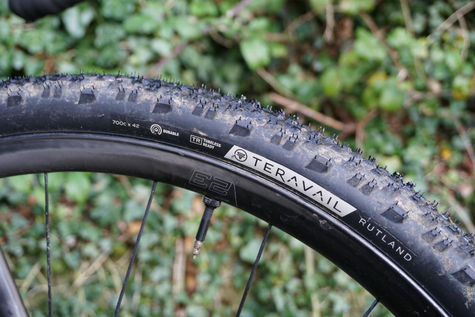 30mm gravel tyres