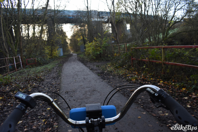 Cowhorn bars for easy comfortable riding (2).JPG