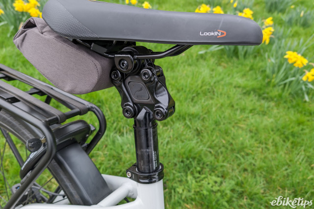 Riese & Muller Charger4 Vario seat post suspension.jpg