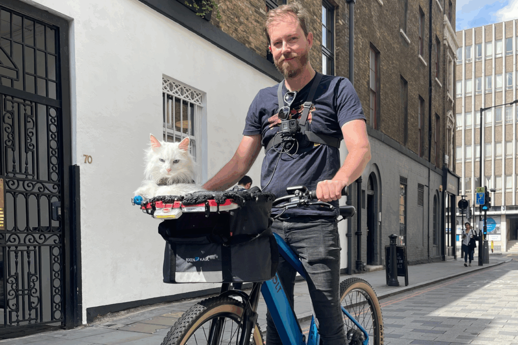 Travis and Sigrid with their Volt Alpine