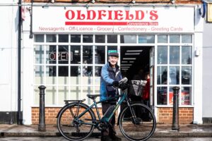 Paperboy George Bailey (Evans Cycles and Raleigh).JPG