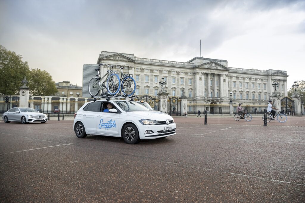 Swapfiets repair car