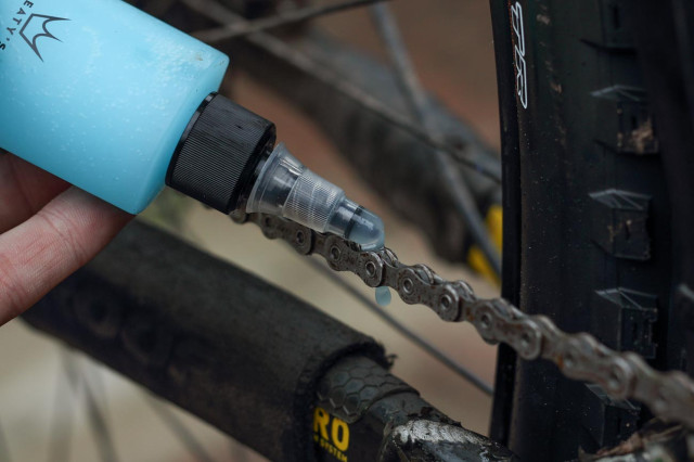 2020 peaty's linklube all weather application.jpg
