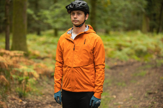 2021 Altura Esker Waterproof Men's Packable Jacket 006.jpg