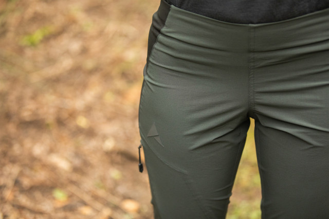 2021 Altura Esker Women's Trail Trouser 005.jpg