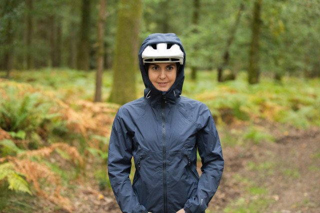 2021 Altura Ridge Waterproof Women's Jacket 002.jpg