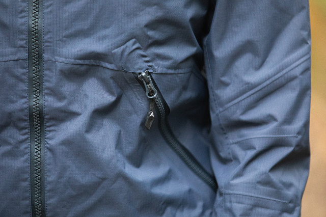 2021 Altura Ridge Waterproof Women's Jacket 005.jpg