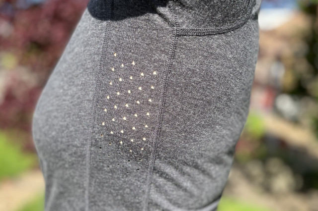 2022 PNW Ozone Women's Trail jersey perforation.jpg