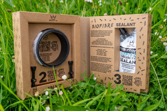 2022 peaty's tubeless conversion kit interior.JPG