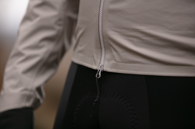 2024 POC M's Signal All-weather Jacket 2 Way zip.jpg