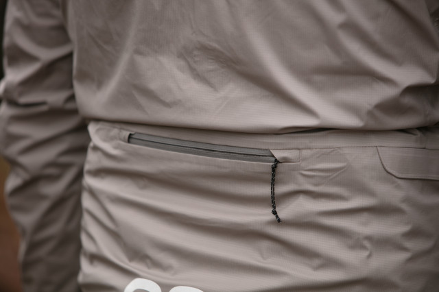2024 POC M's Signal All-weather Jacket Pocket.jpg