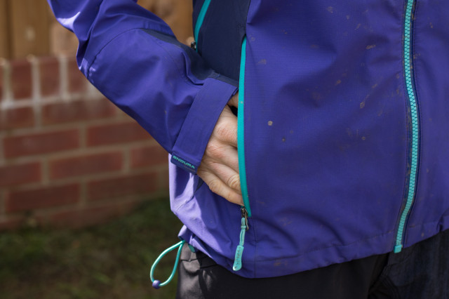 Endura Women's MT500 II Waterproof Jacket-10.jpg