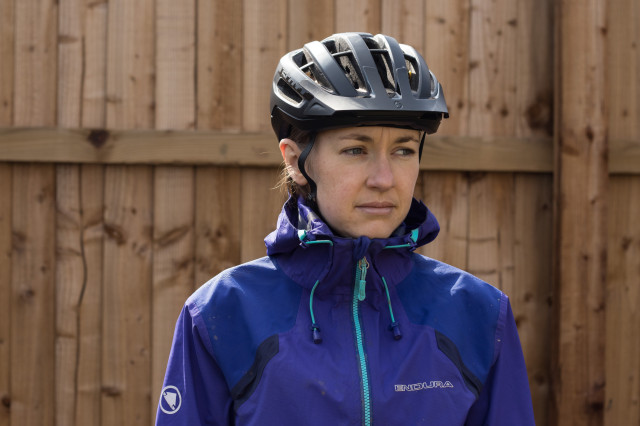 Endura Women's MT500 II Waterproof Jacket-12.jpg