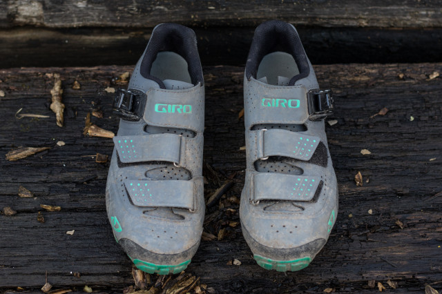 Giro Manta R Women's Trail Shoes-2.jpg