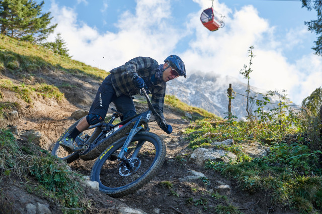 ST credit scott/sram nino 1.jpg