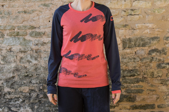 ION Scrub Amp Tee LS Women's-1.jpg