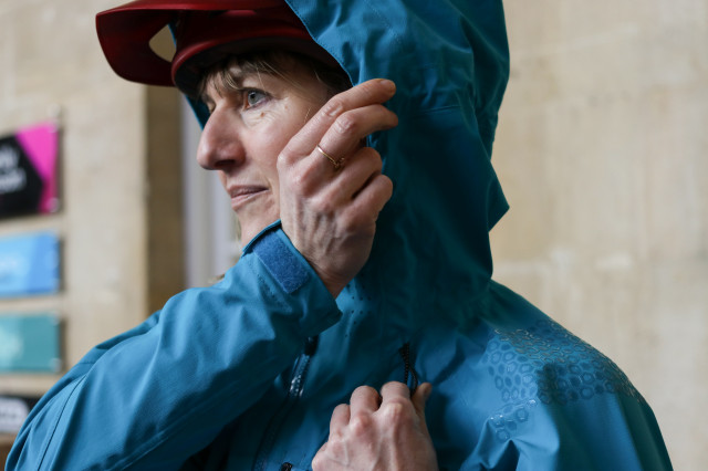 Madison DTE Women's Waterproof Jack-4.jpg