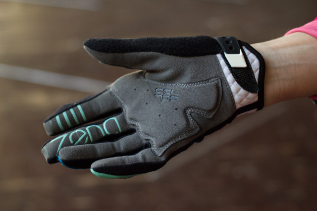 Madison Zena Women's Gloves-3.jpg