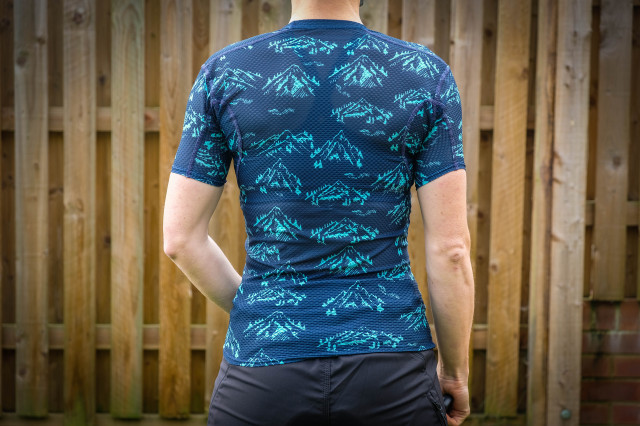 Morvelo Cols SS women's baselayer-3.jpg